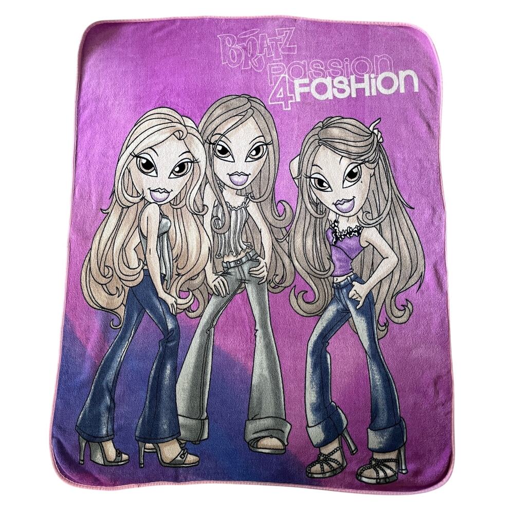 Vintage Y2K Bratz Fleece Throw Blanket Passion 4 Fashion Pink Purple Doll